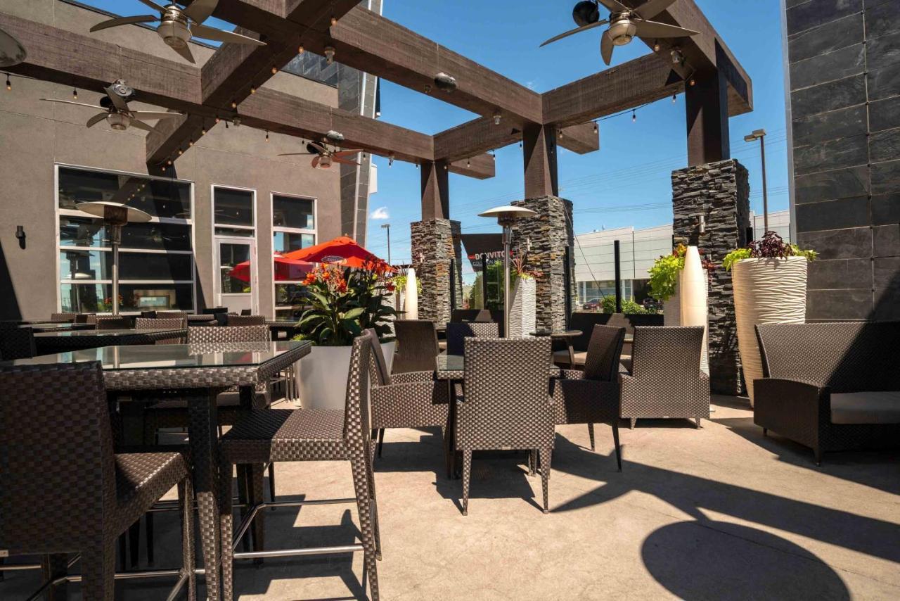 Sandman Hotel & Suites Winnipeg Airport מראה חיצוני תמונה