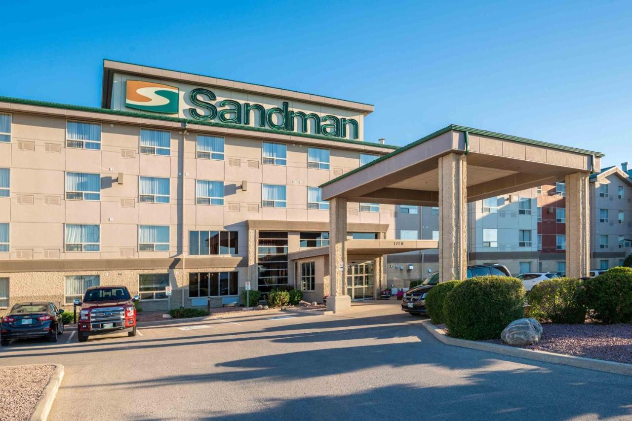Sandman Hotel & Suites Winnipeg Airport מראה חיצוני תמונה