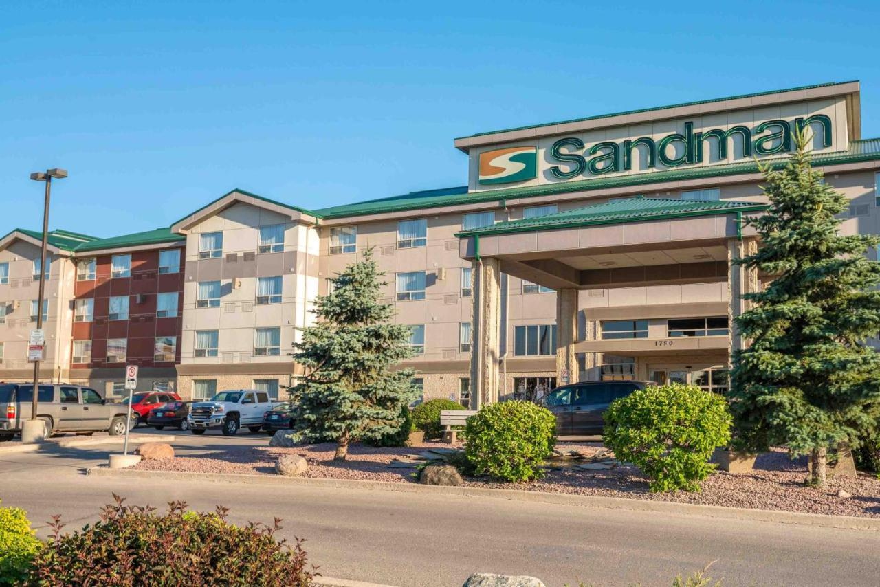 Sandman Hotel & Suites Winnipeg Airport מראה חיצוני תמונה